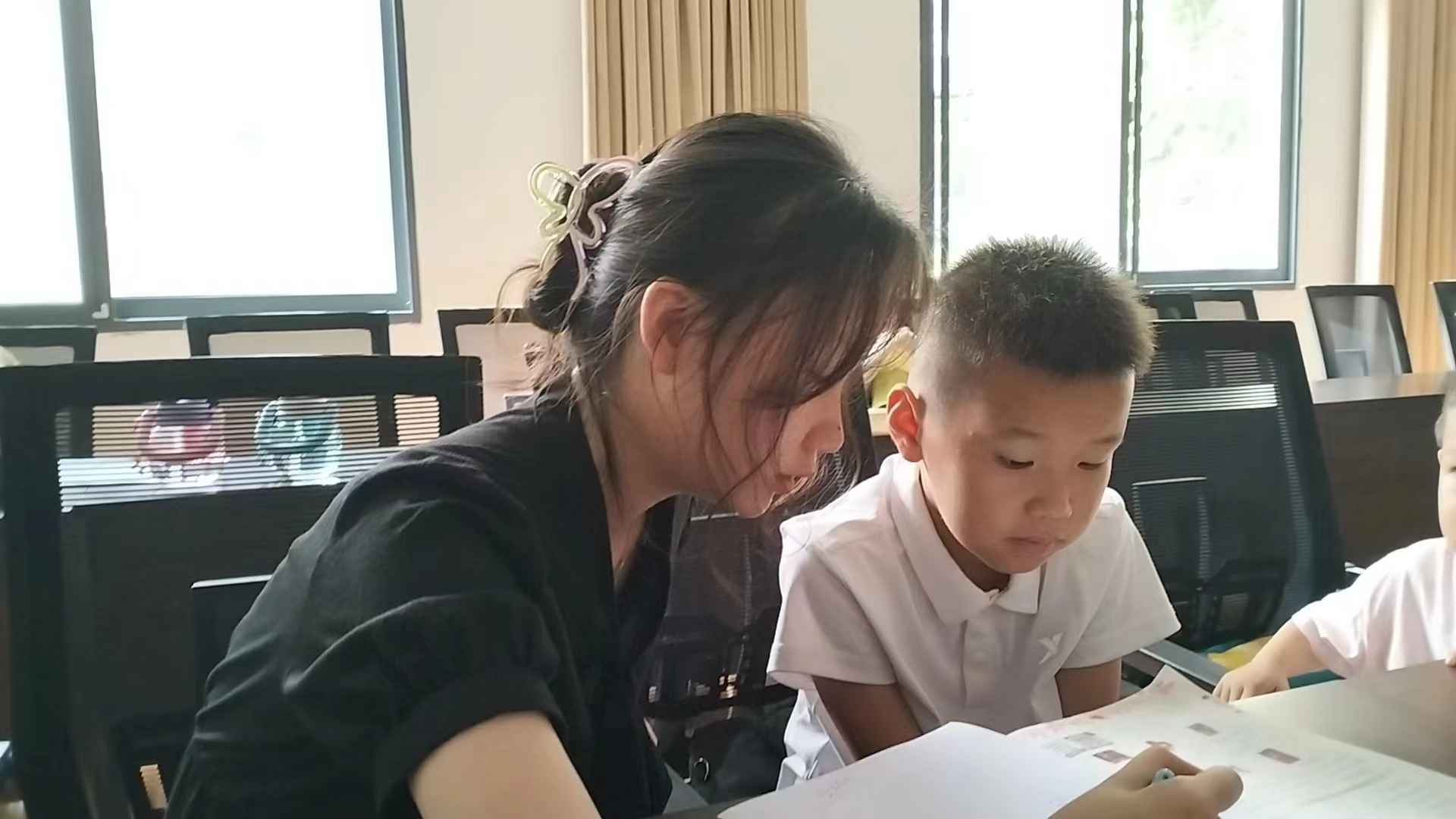 不负所托，情系童心，众爱前行，共赴盛夏