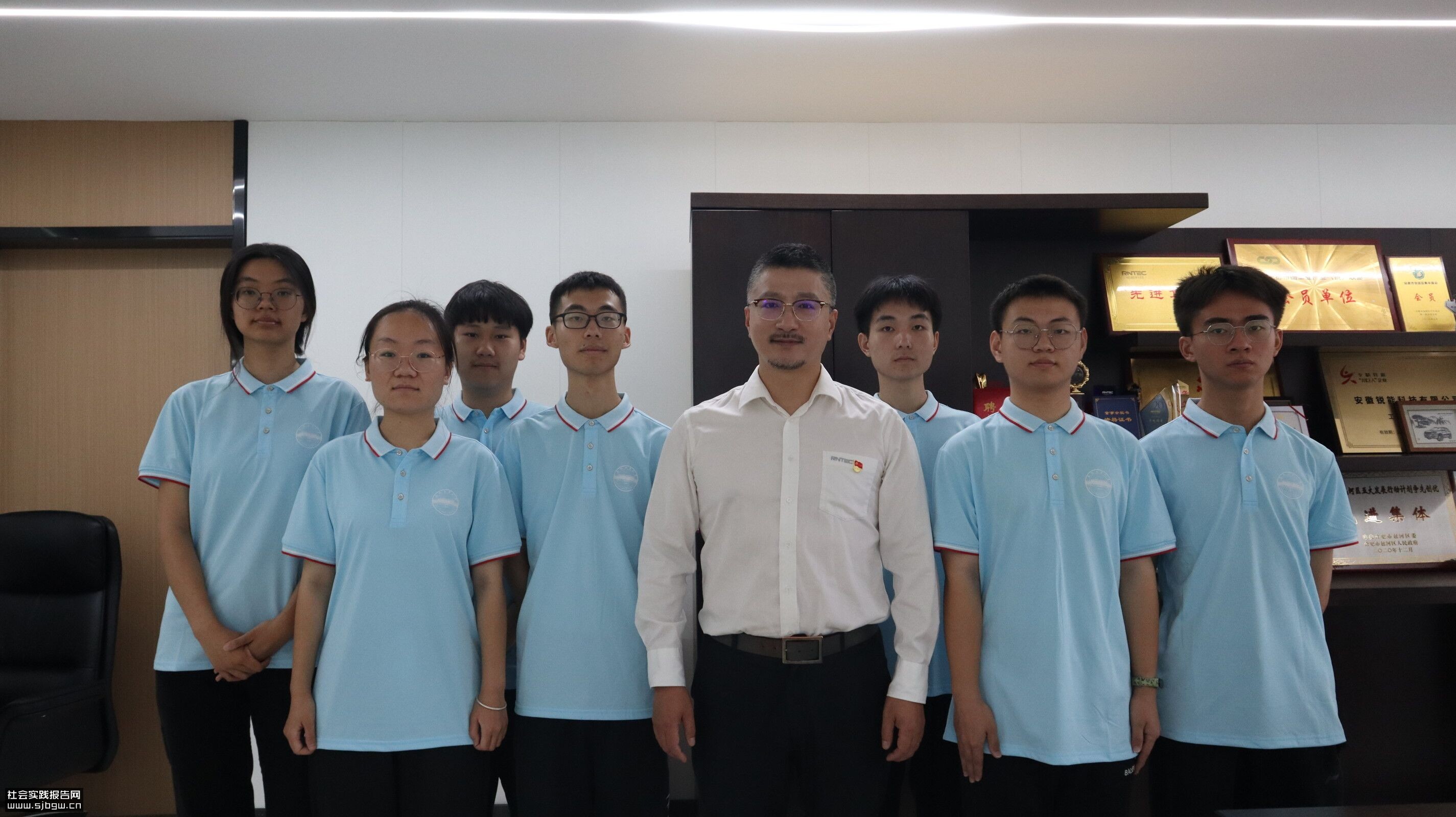合工大学子三下乡：深耕皖地访劳模，百年基因永承传